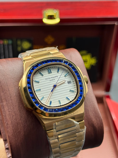 Patek-Philippe Nautilus Automatic