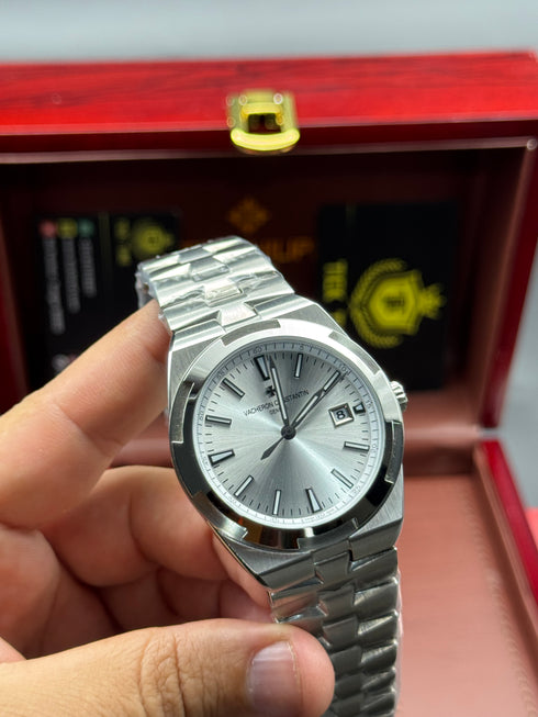 Vacheron Constantin Overseas