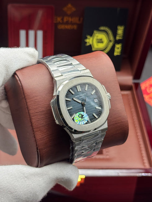 Patek-Philippe Nautilus blue dial