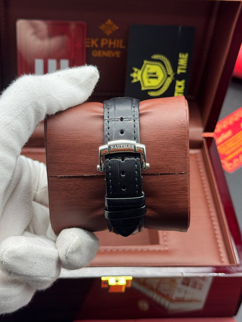 Patek-Philippe Nautilus Automatic GMT Moonphase Men's